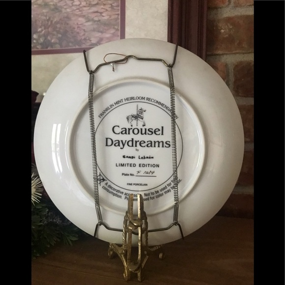 Rare Carousel Franklin Mint Heirloom Fine Porcelain Gold Limited Edition Plate - Picture 2 of 2